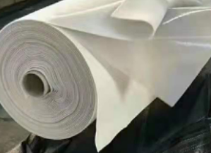 乌兰浩特土工膜：防渗工程的环保型材料