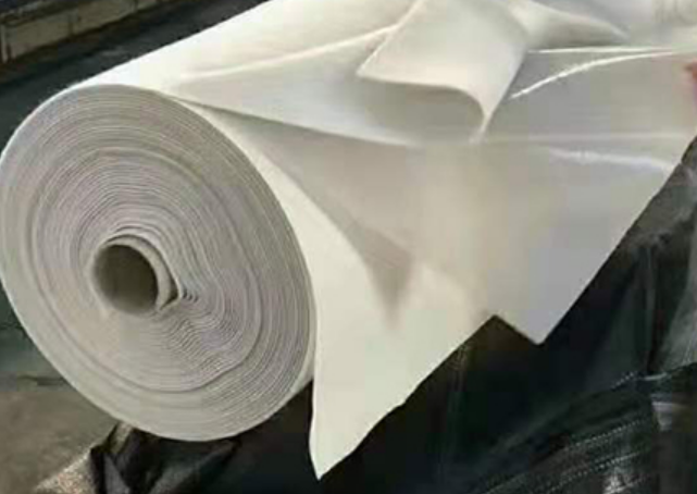 乌兰浩特土工膜：岩土工程的防渗防水材料